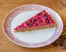 Lade das Bild in den Galerie-Viewer, Himbeer Pastinaken Tarte
